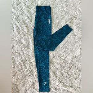 GYMSHARK ADAPT ANIMAL SEAMLESS LEGGINGS /WOMEN SIZE MEDIUM /BOOTY LIFTING